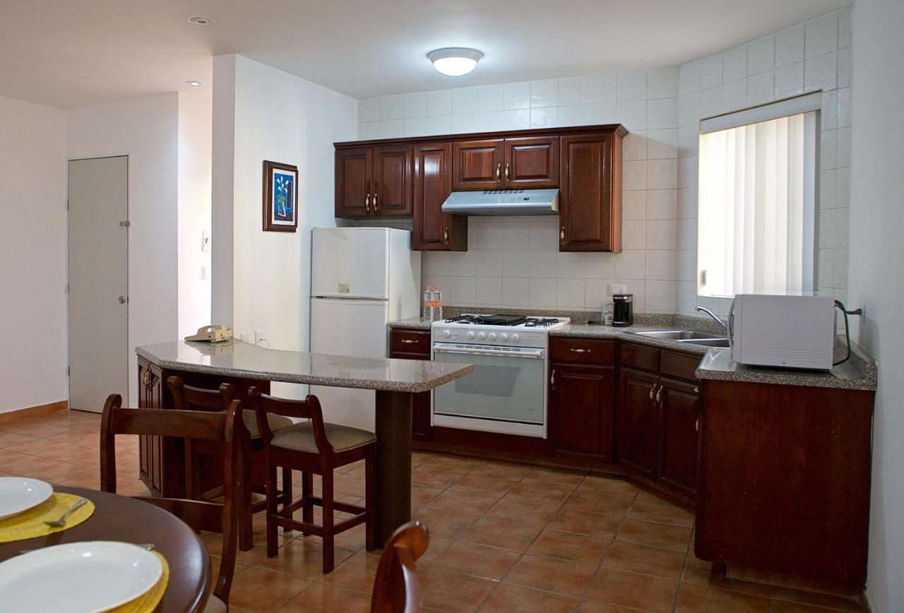 Best Western Saltillo Buitenkant foto